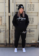 Black bundle package