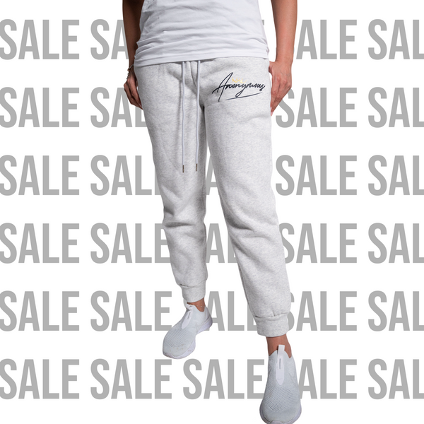 Oversize women’s light grey trackies